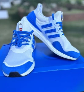 Size 9.5 ADIDAS LEGO x UltraBoost Color Pack - Blue NEW Ships Fast!! - Picture 1 of 10
