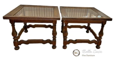 Par de mesas superiores cuadradas de vidrio de roble Ethan Allen Royal Charter usadas en excelente estado Foto 1 de 4