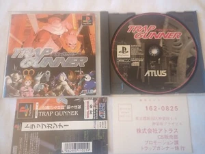 Trap Gunner con Spine Card PlayStation PS1 Giappone importazione venditore USA - Foto 1 di 12