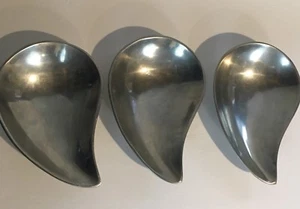 Set of 3 Vintage Tear Drop Silverplate Dish Mid Century MCM Candy Nut Bowls - Picture 1 of 9