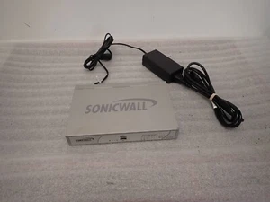 SonicWall TZ 215 Firewall Network Security Appliance APL24-08E w/Adapter - Afbeelding 1 van 1