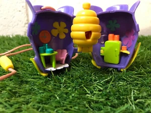 Vintage Polly Pocket Honey Bee Locket 2001 no dolls - Picture 1 of 3