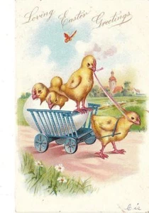 Postal Amorosos saludos de Pascua pollitos montados en carrito - Imagen 1 de 1