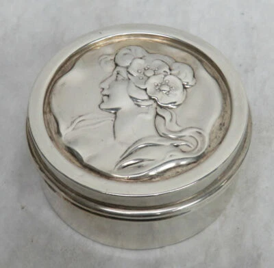   PÍLDORA CAMAFEO Y CAJA DE BARATIJAS ART NOUVEAUX ERA 1903 BIRMINGHAM PLATA ESTERLINA Foto 1 de 4