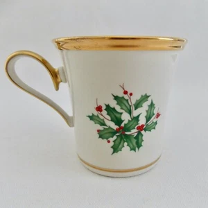 LENOX "URLAUB" TASSE, ROTE UND GRÜNE STECHPALME, GOLDRAND UND GRIFF, FEINES KNOCHENCHINA - Bild 1 von 5