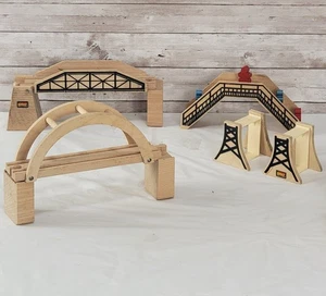 Vintage Brio Zugbrücke Konvolut, Fußgängerbrücke, Zugbrücke, Aufhängung, Stützen,  - Bild 1 von 24