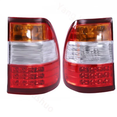1 par de luces traseras exteriores LED izquierda + derecha para Toyota Land Cruiser 1998-2007 Foto 1 de 4