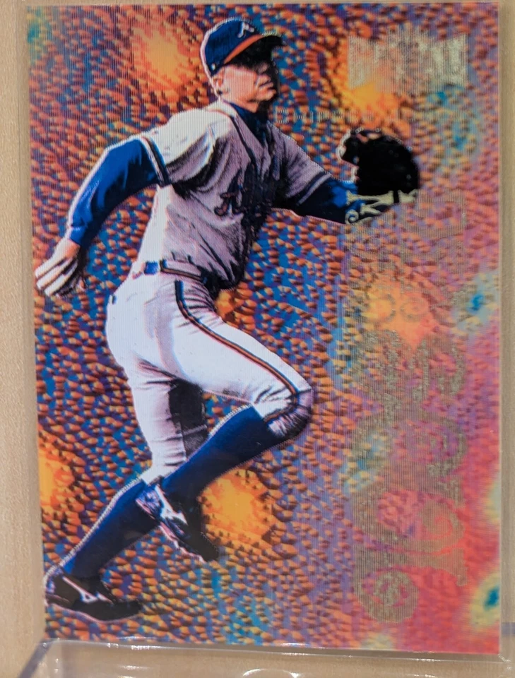 Skybox Metal Universe 1999 Diamond Soul #3 Chipper Jones Salón de la fama raro 1:3 Box Hit Foto 1 de 2