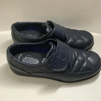 Dr Scholls Navy Blue Slip On Shoes NWOT SIZE 6W - Image 1 of 3
