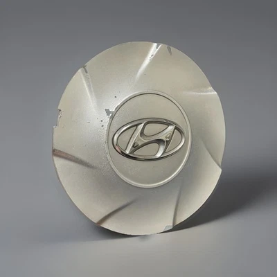 Tapa central de rueda Hyundai Elantra 52960-3X300 2011 2012 2013 para 17" plateado OEM Foto 1 de 4