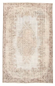 Vintage Hand-Knotted Area Rug 5'4" x 9'1" Traditional Wool Carpet - Picture 1 of 9