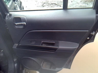 PATRIOT   2010 Door Trim Panel Rear 29017849 Foto 1 de 4