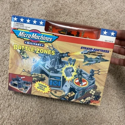 老式 Galoob 1994 微型机器战区 Strato Fortress- 密封 — 第 1/4 张图片