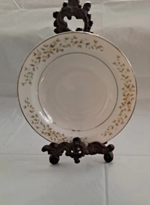 Crown Victoria Fine China Carolyn 5,5" Dessertschale Hergestellt in Japan  - Bild 1 von 3