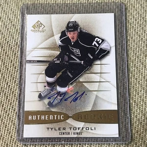 2013-14 SP Game Used Edition Authentic Rookies Gold Tyler Toffoli Rookie Auto RC - Picture 1 of 7
