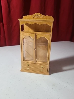 Gabinete de madera miniatura para casa de muñecas sin marca con cajones 1:12 Foto 1 de 4