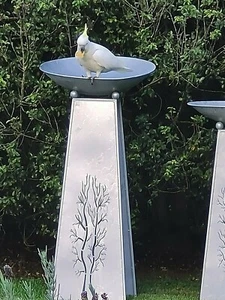 XXXL 117CM HIGH DESIGN bird bath WHITE SILVER NEW beautiful! - Picture 1 of 7