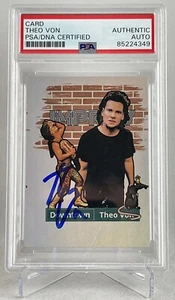 TARJETA COLECCIONABLE PERSONALIZADA AUTOGRAFIADA FIRMADA POR THEO VON COMEDIANTE PSA/ADN 4349 - Imagen 1 de 2