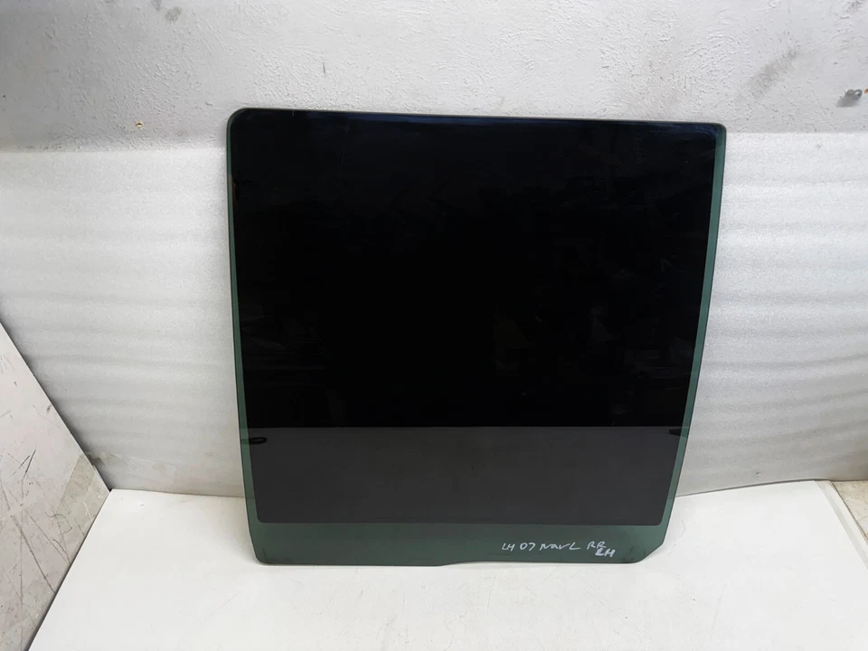 P50534 2007-2014 Lincoln Navigator L puerta trasera ventana vidrio lado del conductor OEM Foto 1 de 4