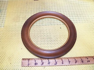 Vintage BARD'S 9 3/8” Round Wooden Plate Frame w/ Gold Rim, Fits 8” Plates - Picture 1 of 6