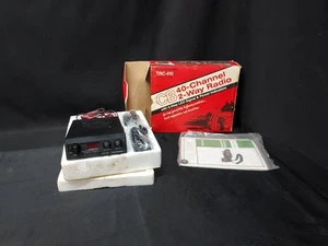 NEW OLD STOCK Realistic TRC-410 (40 Channel) CB Radio UNUSED IN BOX - Picture 1 of 5
