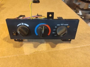 1994-1996 Chevy Caprice Impala SS A/C Heater Control Complete - Picture 1 of 3