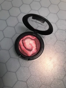 MAC M.A.C Mineralize Eye Shadow "NEO NEBULA" Authentic Limited Rare Finding New - Picture 1 of 7