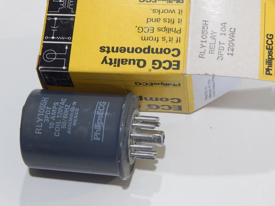 PHILIPS ECG RLY1055H 3PDT 10 AMP 120VAC RELAY HERMETICALLY SEALED - Image 1 of 1