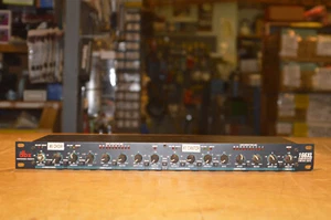 DBX 166xl Professional Audio Compressor Limiter Gate Dynamic Processor 2 Channel - Picture 1 of 5