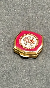 Vintage Stratton Pillendose mit Kunststoffzange - Bild 1 von 5