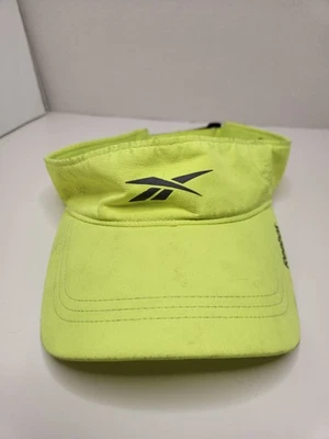 Gorra Reebok Gorra Correa Visera Trasera Verde Neón Logo Ajustable Foto 1 de 4