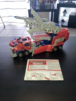Transformers Cybertron Leader Class Optimus Prime - Bild 1 von 4