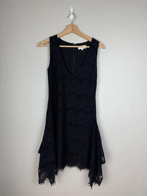 Vestido PATRIZIA PEPE Azul Marino Encaje Forrado Talla 40 EE. UU. 4 Contemporáneo Italiano 143 Foto 1 de 4