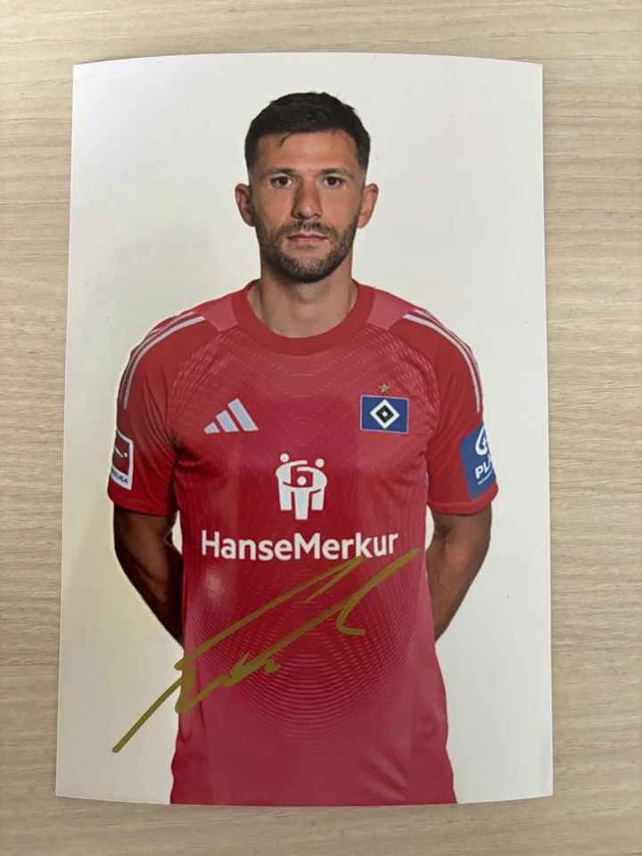 Daniel Heuer Fernandes #1 HSV Autogrammfoto 2025 / 2026 original handsigniert - Bild 1 von 1