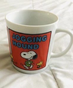 Tazza da caffè vintage RARA SNOOPY "Jogging Hound" Woodstock rossa e bianca 1965 - Foto 1 di 5