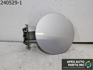 OEM 2001 Isuzu Rodeo 3.2L GAS FUEL FILLER DOOR LID COVER FLAP SILVER - Picture 1 of 6