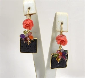 Pendientes de Oro Amarillo 18KT Con Rosas Coral Jade Negro Turmalinas Oght 0348 - Imagen 1 de 3