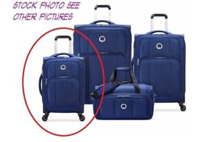 Delsey Paris Optimax Lite  Expandable Softside Spinner Carry On