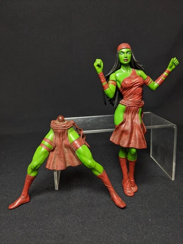 Marvel Select Skrull Elektra San Diego Comic Con Exclusive 2008 loose Extras Cover