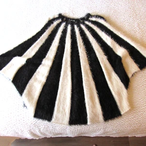 Black White Striped Poncho Sweater S Fuzzy Furry Lauren Michelle - Picture 1 of 10
