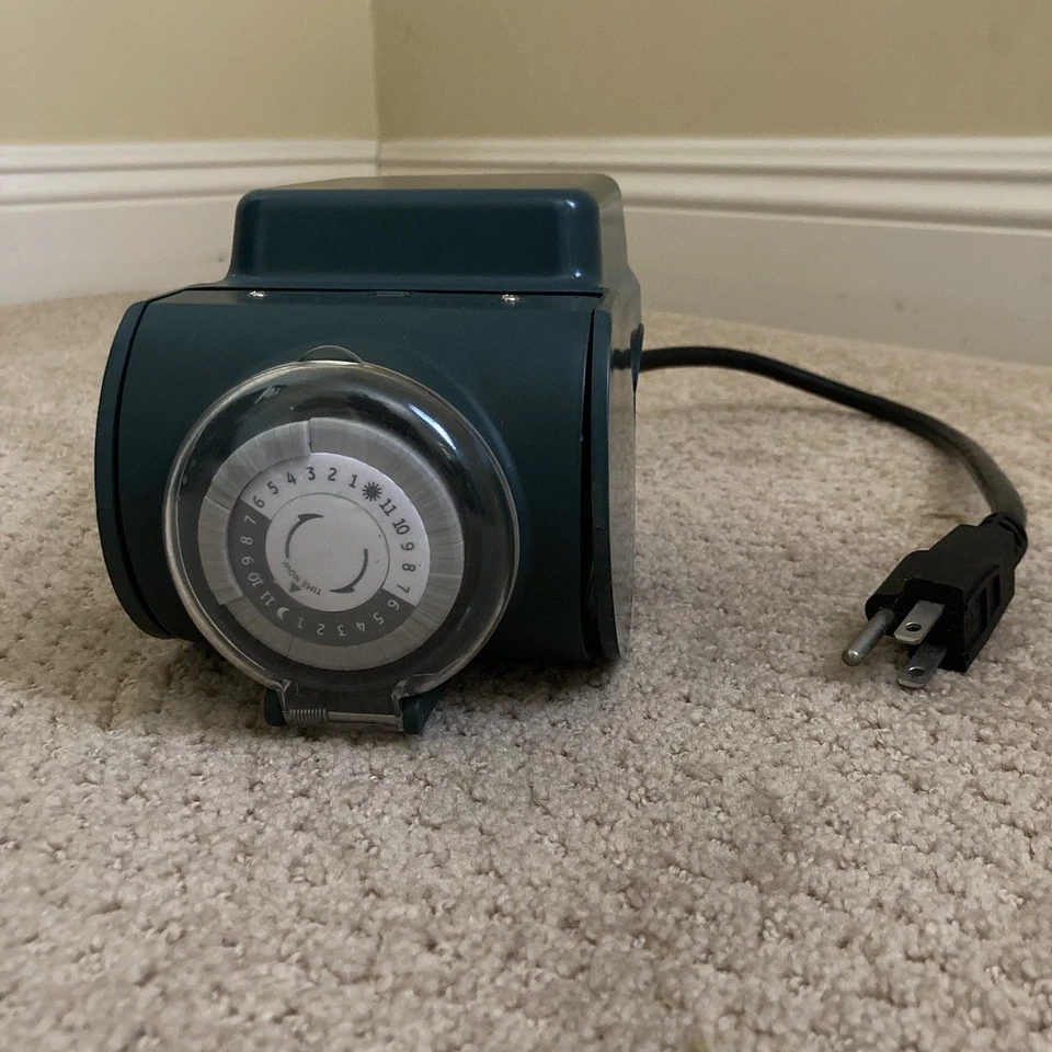 GE Relocatable Power Tap EMP-700 OUL-MT – 125V / 15A – Rainproof – 6 Outlets - Image 1 of 4