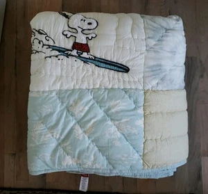 Pottery Barn Kids Peanuts Snoopy Surf TWIN Quilt New With Defects Read - Picture 1 of 6