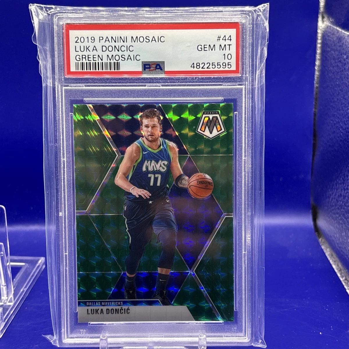 Luka Dončić 10 Graded Basketball Sports Trading Cards