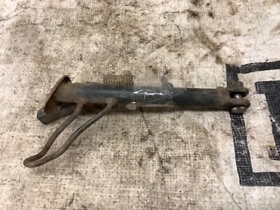 Honda CB 400T. Pata de cabra. Foto 1 de 3