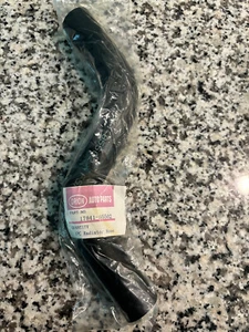 Suzuki CARRY/Every DD51T DC51T DE51V and DF51V F6A LOWER RADIATOR Hose - Picture 1 of 1
