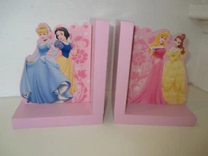 Disney Princess Pair of Pink Wood Bookends Cinderella, Snow White, Aurora, Belle - Picture 1 of 10