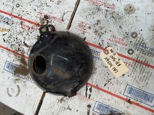 1976 Yamaha RD400 headlight bucket with rubbers R - Picture 1 of 7