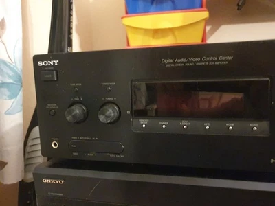 Sony STR-DG820 7.1-Channel Dolby TrueHD AV Receiver - Image 1 of 4