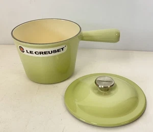 Le Creuset Windsor Pot 16cm 1.6L Silver Knob Enamel Cast Iron Unused - Picture 1 of 9