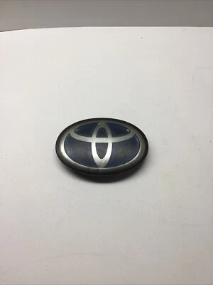 Toyota Prius V 2013 radiador parrilla delantera emblema insignia fabricante de equipos originales 10 11 12 13 14 15 Foto 1 de 4